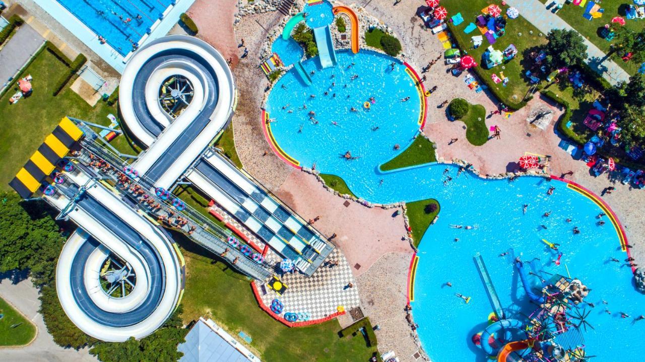 Lake View Mobile Homes With Thermal Riviera Tickets In Terme Catez Чатеж-об-Сави Экстерьер фото