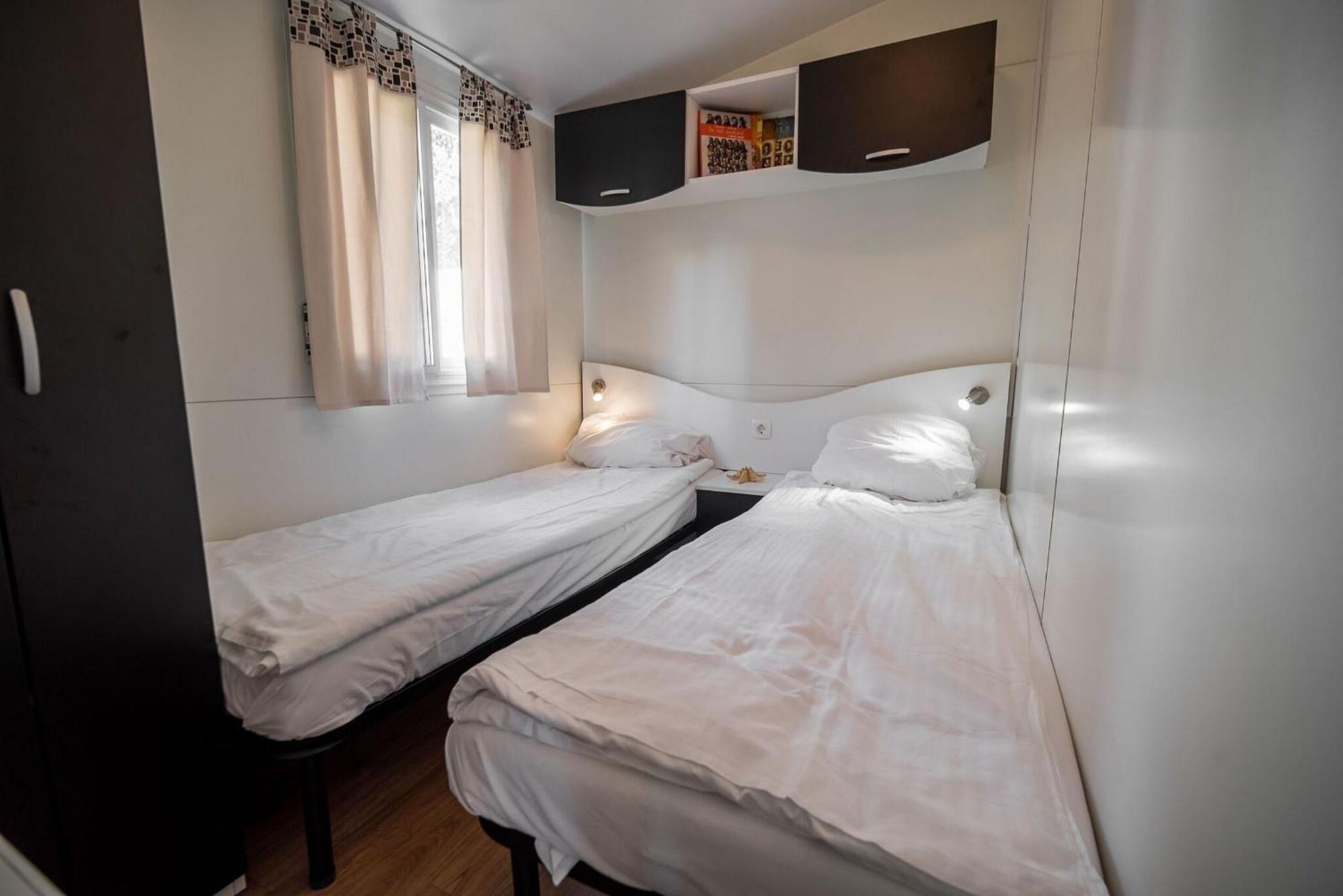 Lake View Mobile Homes With Thermal Riviera Tickets In Terme Catez Чатеж-об-Сави Номер фото