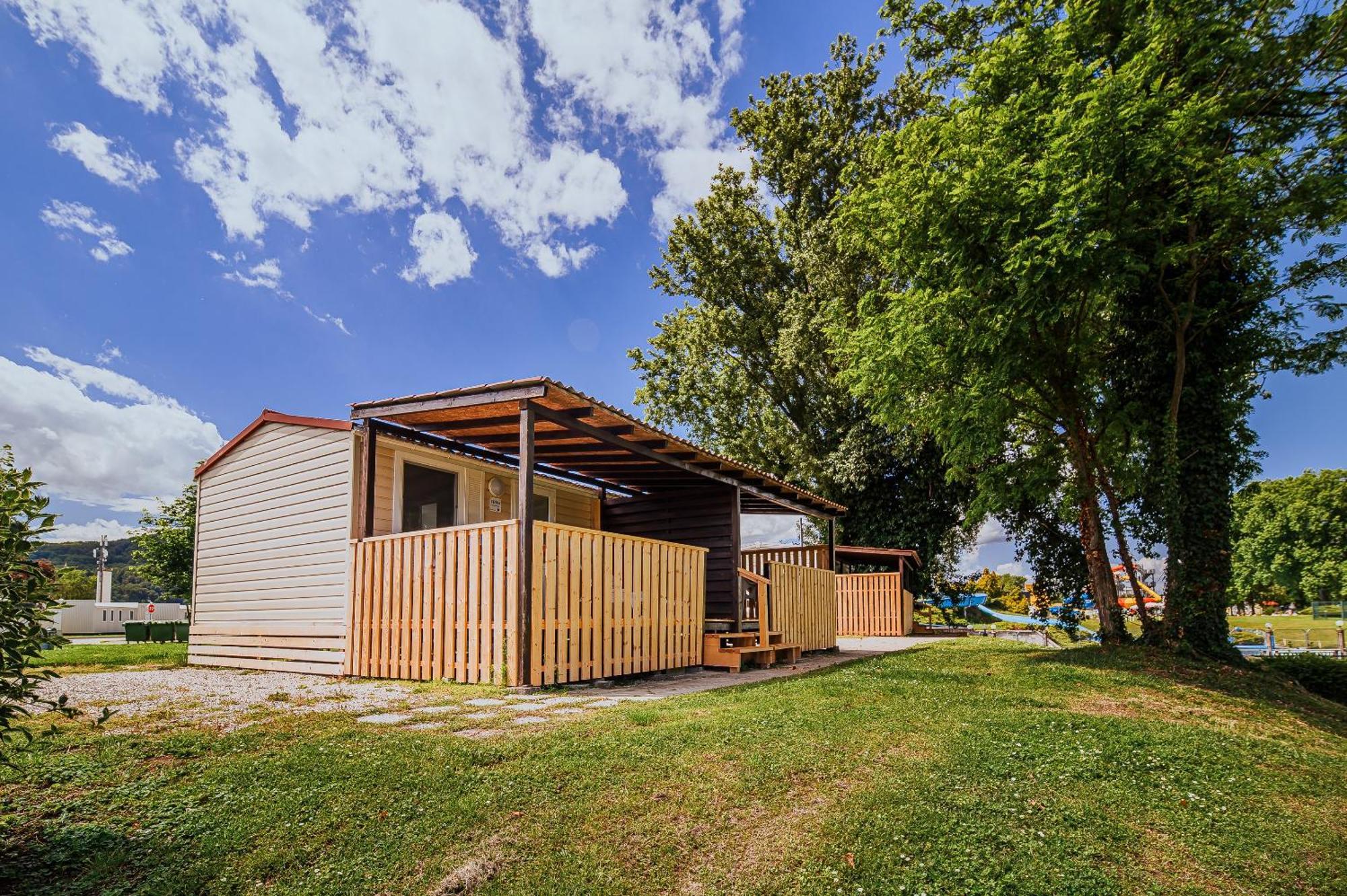 Lake View Mobile Homes With Thermal Riviera Tickets In Terme Catez Чатеж-об-Сави Номер фото