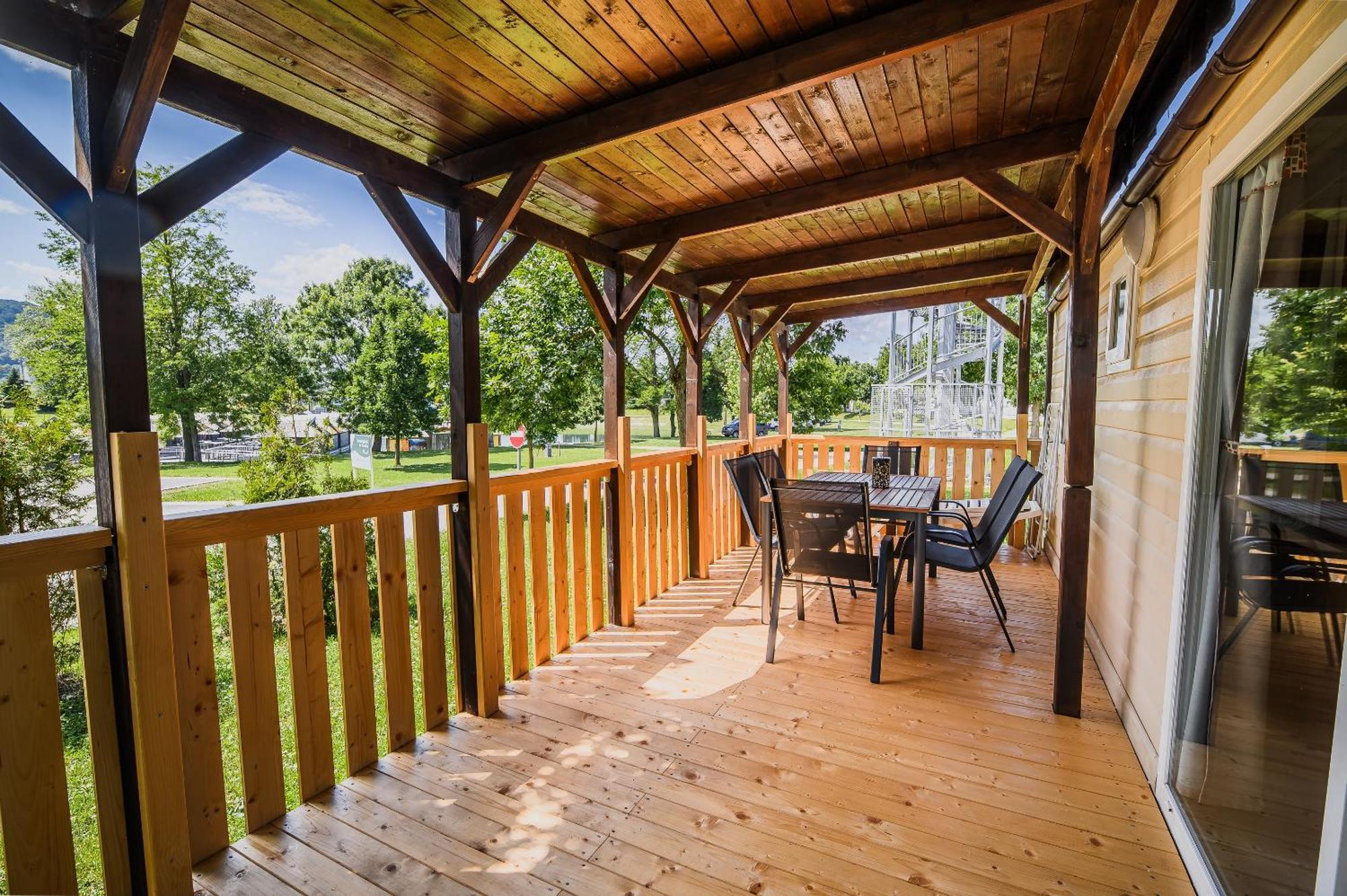 Lake View Mobile Homes With Thermal Riviera Tickets In Terme Catez Чатеж-об-Сави Номер фото
